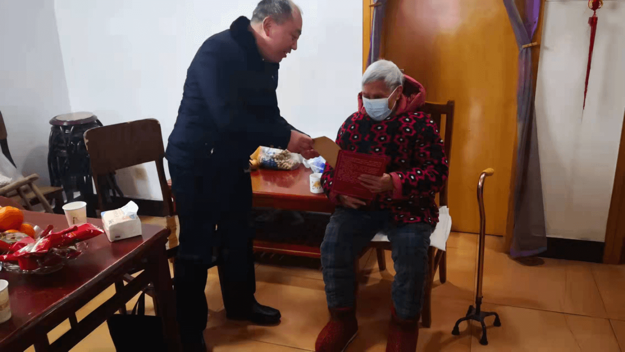 阖釉传动设备